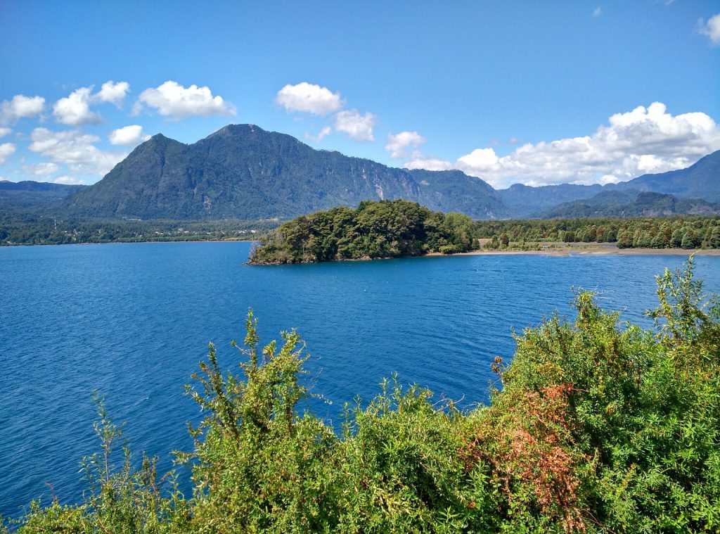 Beatiful lake in Chile